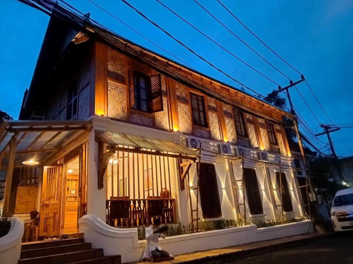Luang Phasouk Hotel 루앙프라방 외부 사진