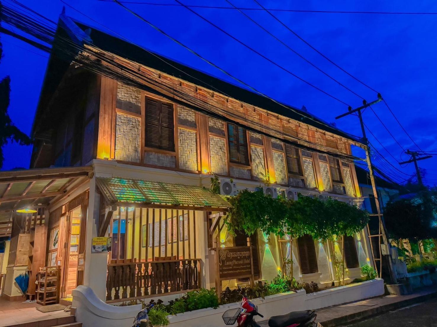 Luang Phasouk Hotel 루앙프라방 외부 사진