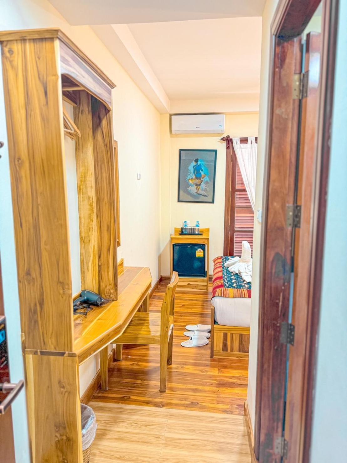 Luang Phasouk Hotel 루앙프라방 외부 사진