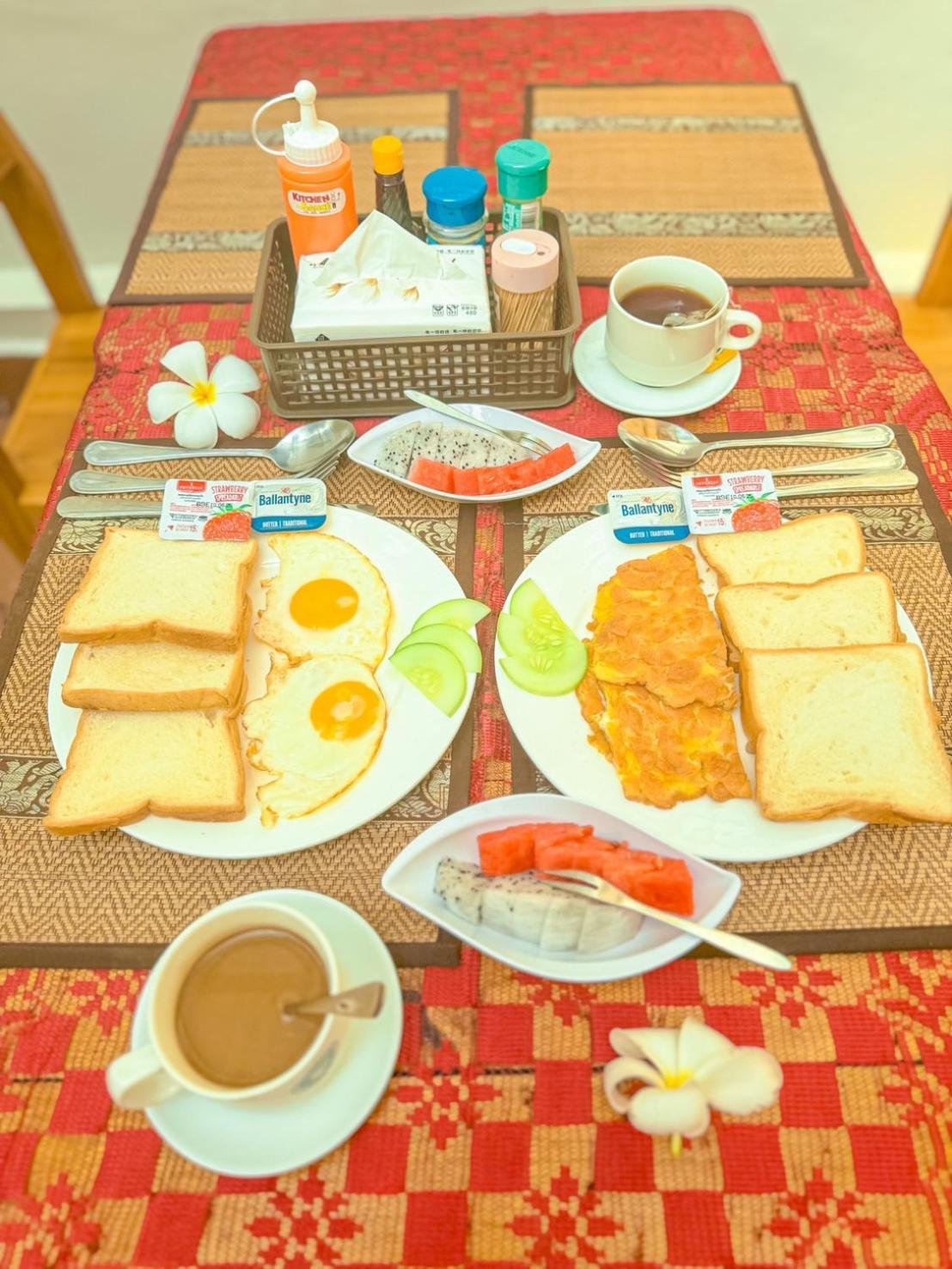 Luang Phasouk Hotel 루앙프라방 외부 사진