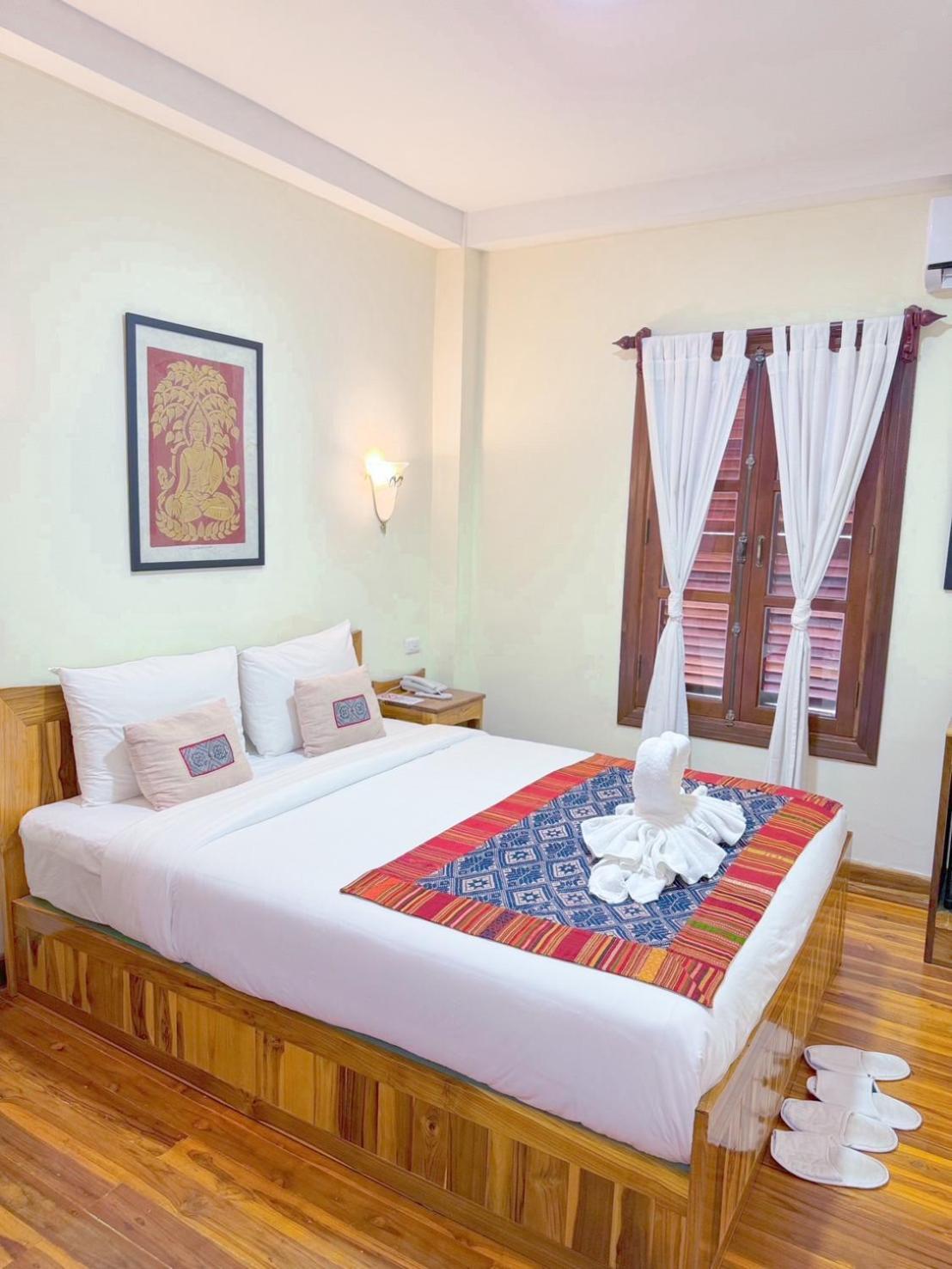Luang Phasouk Hotel 루앙프라방 외부 사진