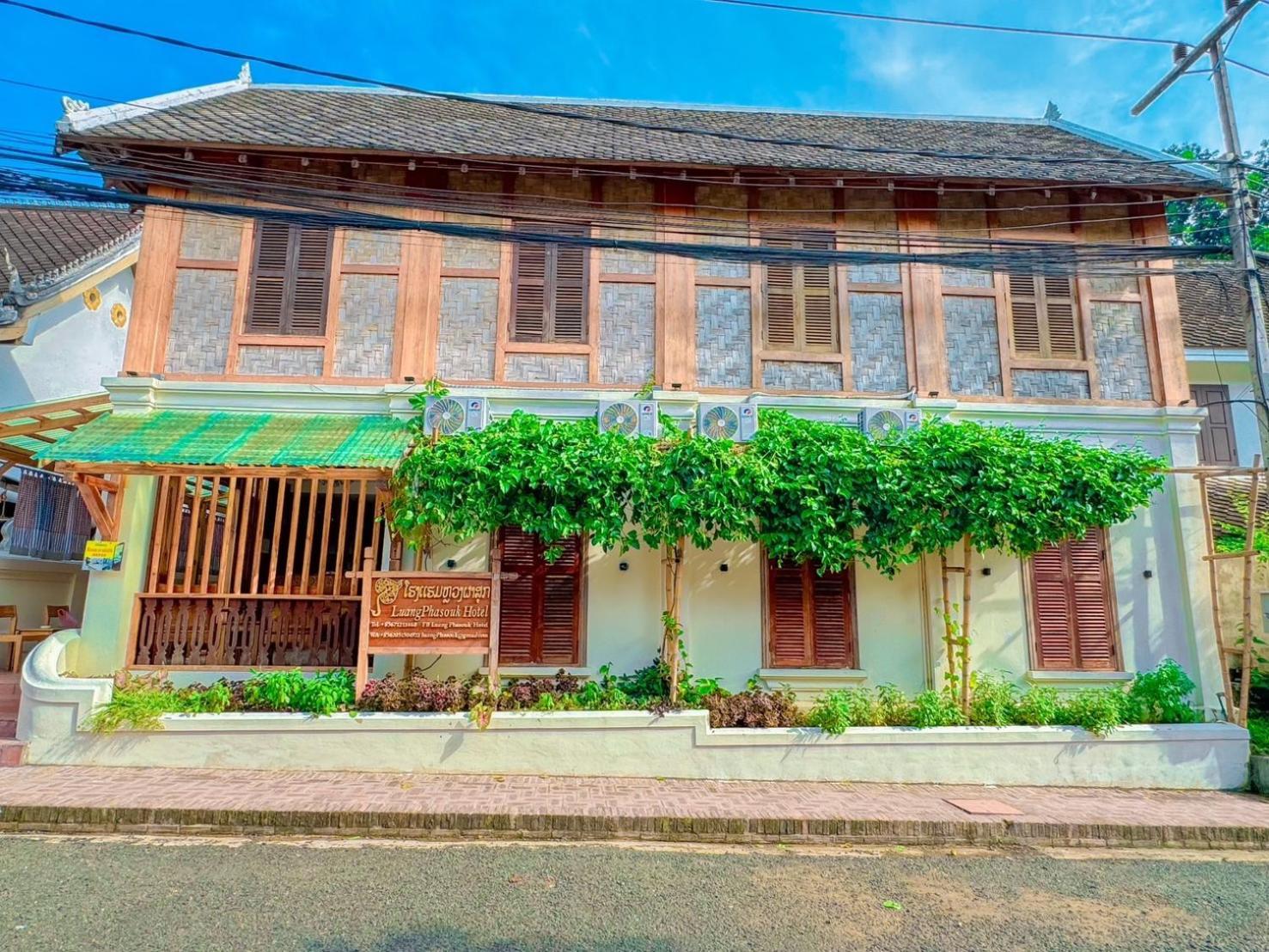 Luang Phasouk Hotel 루앙프라방 외부 사진